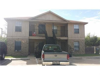 Photo - 504 Kings Way Dr Townhome