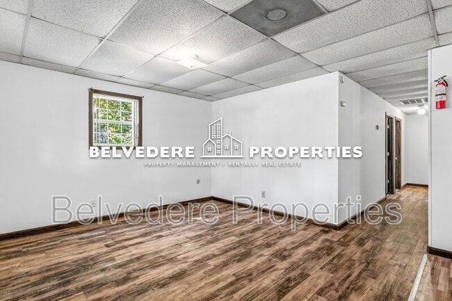 Photo - 1210 Valley View St