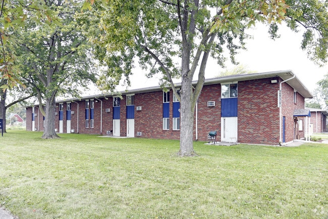 Primary Image - North Point Commons Apartments