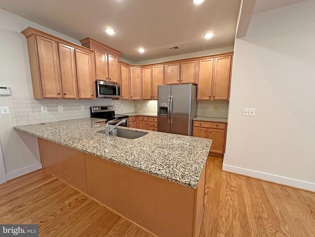 Photo - 44766 Tiverton Sq