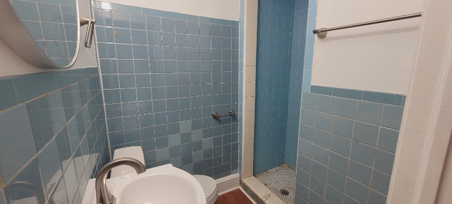 Photo - 315 St Mark St