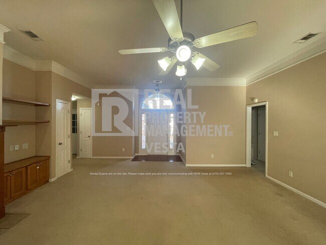 Photo - 316 Wynfield Ln