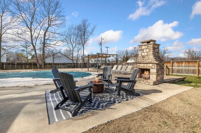 Photo - 302 S Shiloh St Unit SI ID1475799P