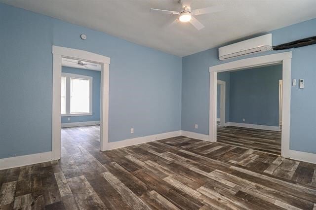 Photo - 2237 North St