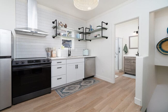 142 Bell St Unit SI ID1250763P