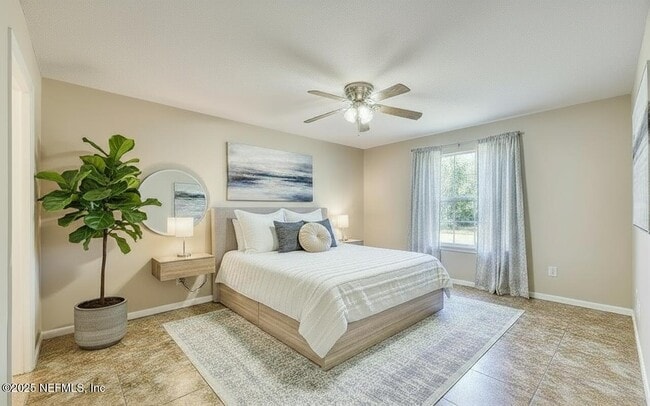 Building Photo - 3801 Crown Point Rd Unit 3082