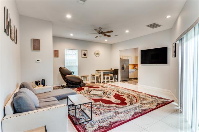 Photo - 1000 Shadow Ln