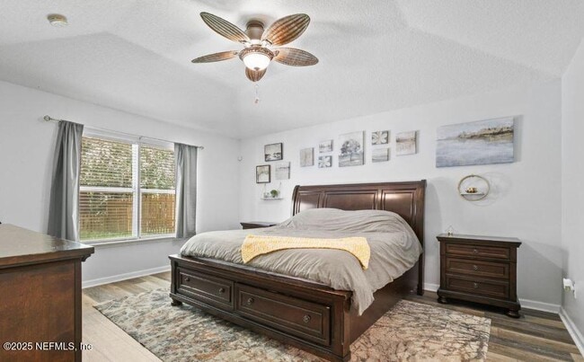 Photo - 503 Apple Creek Dr