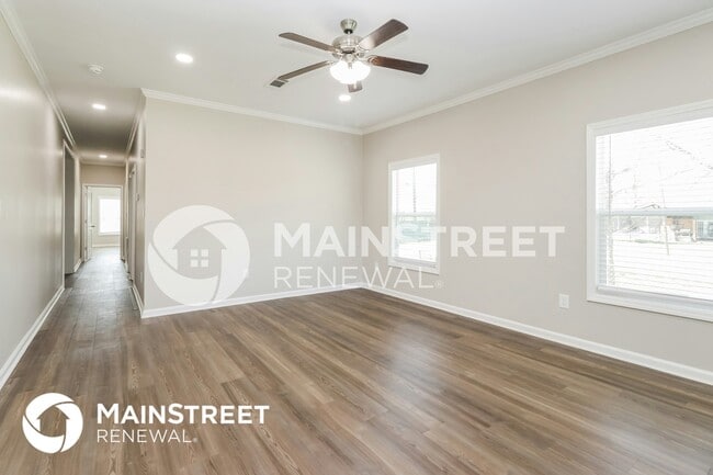 Photo - 8516 Kellett St