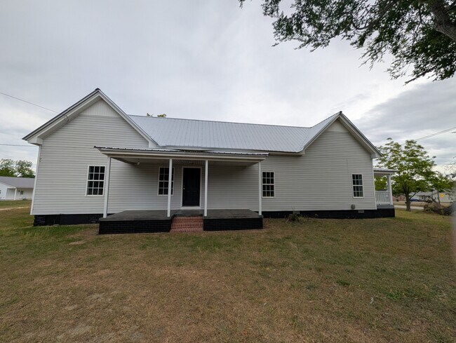 84 Womack Ave
