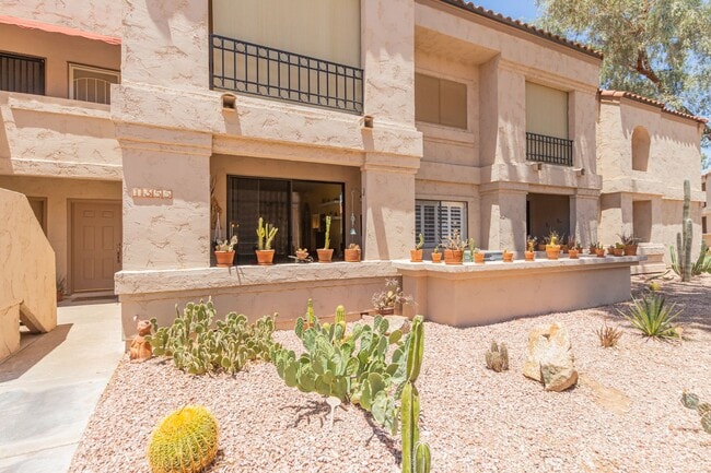 Building Photo - Two bedroom condo Unit 1355