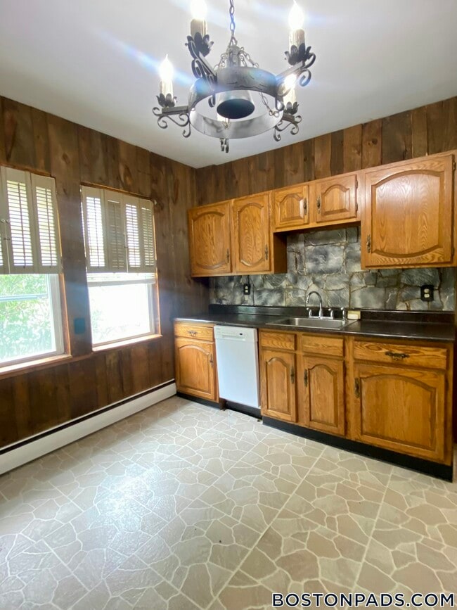 Photo - 5 Aldie St Unit 1