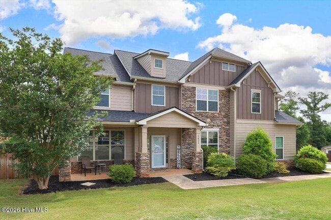 1421 Dooley Ln