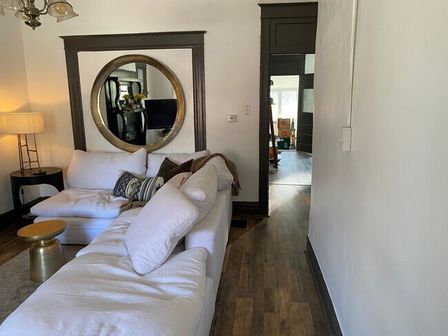 3106 Fife Ct Unit 1