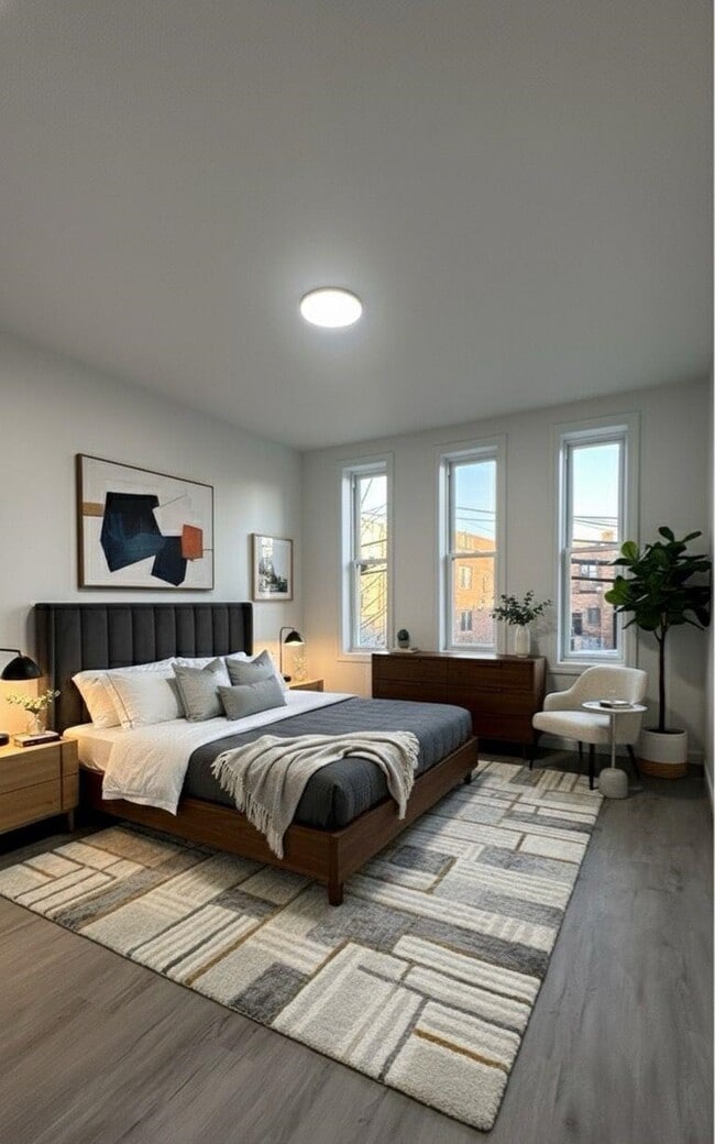 Building Photo - 213 Woodward St Unit 4