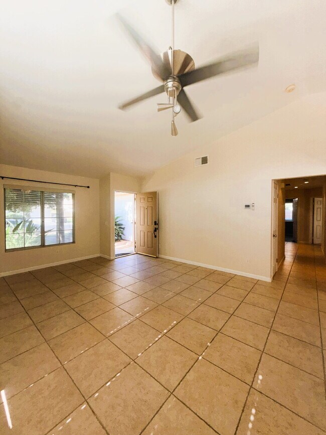 Photo - 3-Bedroom Home, Large Rear Yard!
La Quinta, Long-term (1 Year) Rental