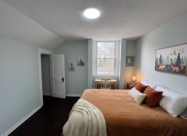 Photo - Comfort Meets Convenience: Beautiful 3-Bedroom Single-Family Home Family-Friendly