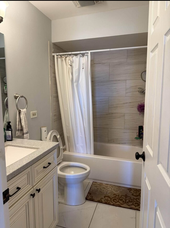 Photo - 6219 W 63rd St Unit 6219