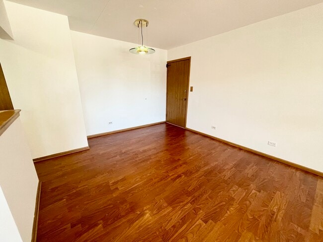 Photo - 8630 Sayre Ave Unit #4