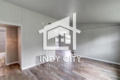 Photo - 2950 Dequincy St