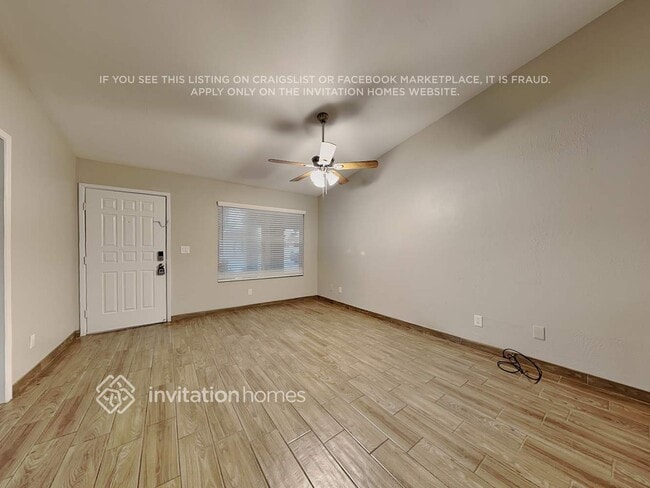 Photo - 2218 W Knox Rd