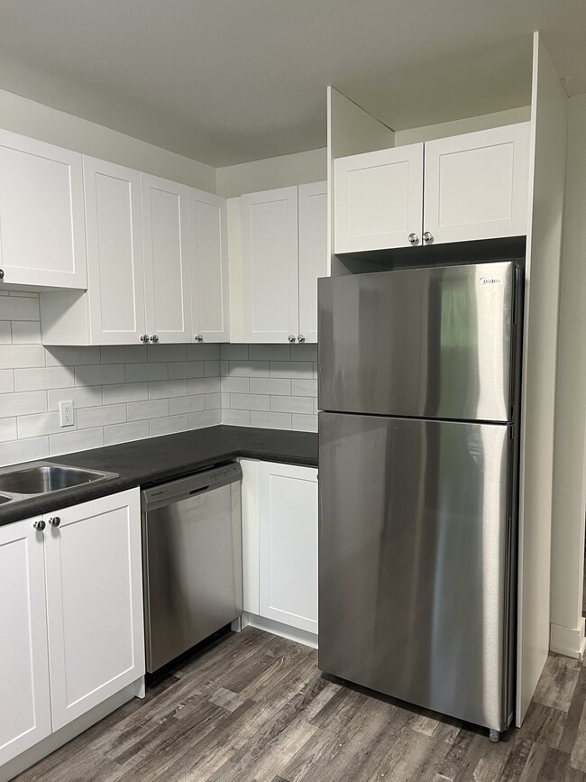 Building Photo - 32 Washburn St Unit 2