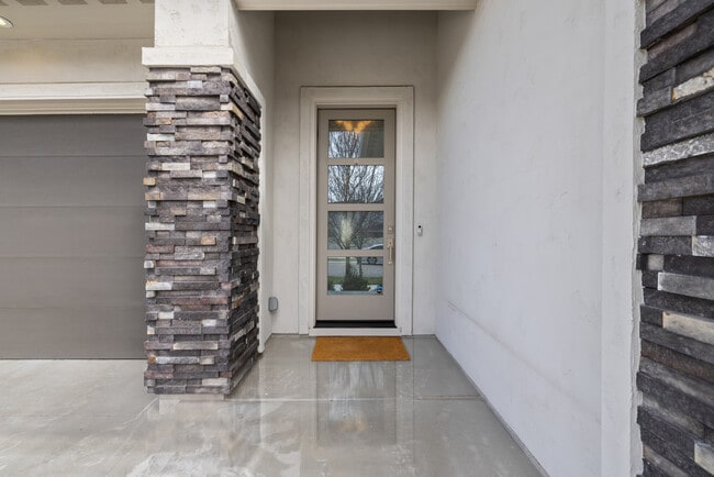 Photo - 3340 W Lassen Dr