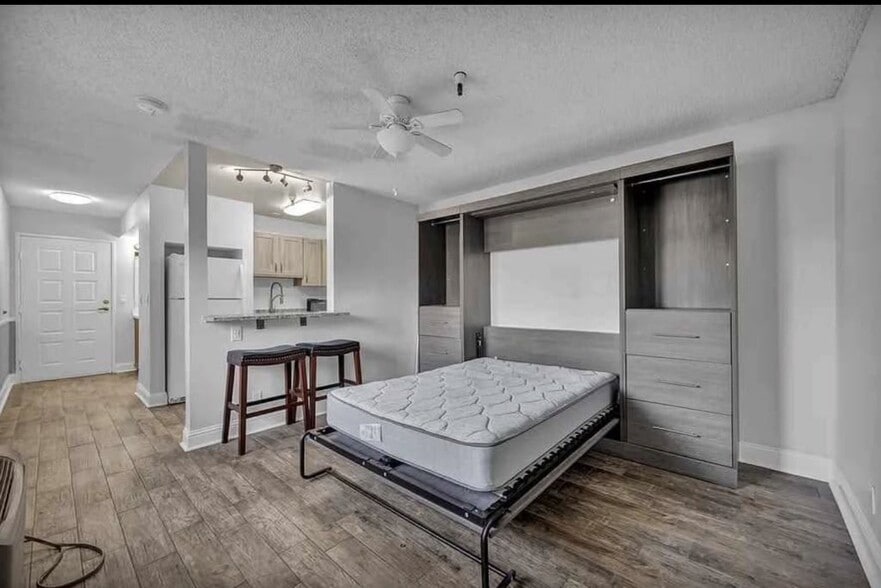 Murphy Bed