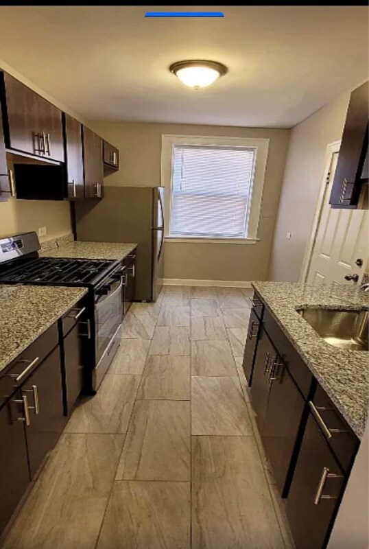 Photo - 6926 S Oglesby Ave Unidad 1