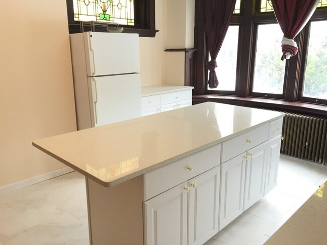 Photo - 746 Broughton St Unit 1C and 1A