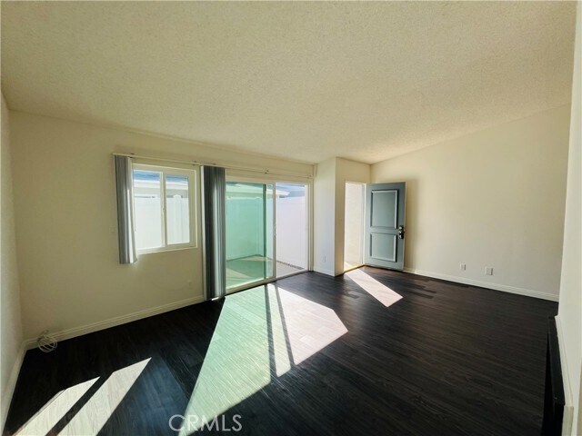 Photo - 25018 Eshelman Ave