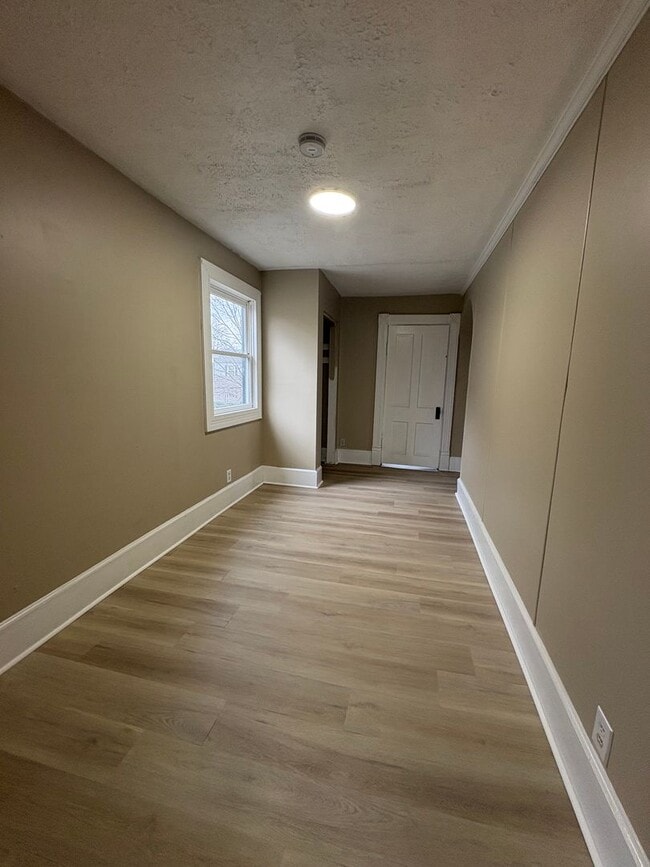 Photo - 223 Boone Ave Unidad 223 Boone Avenue #2