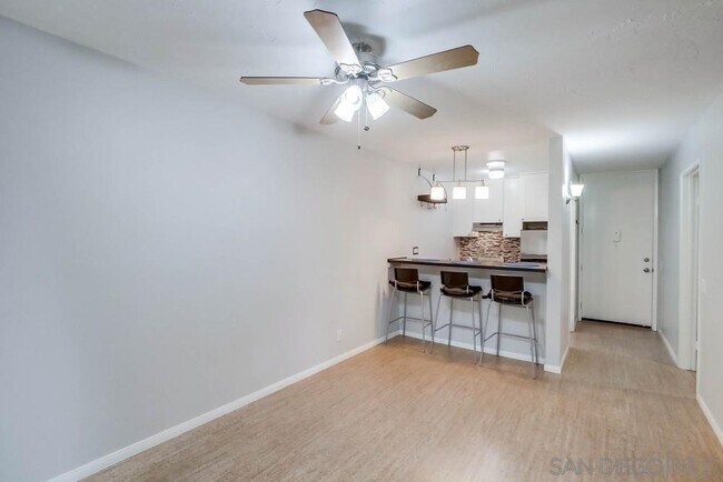 Photo - 6202 Friars Rd Unidad 310