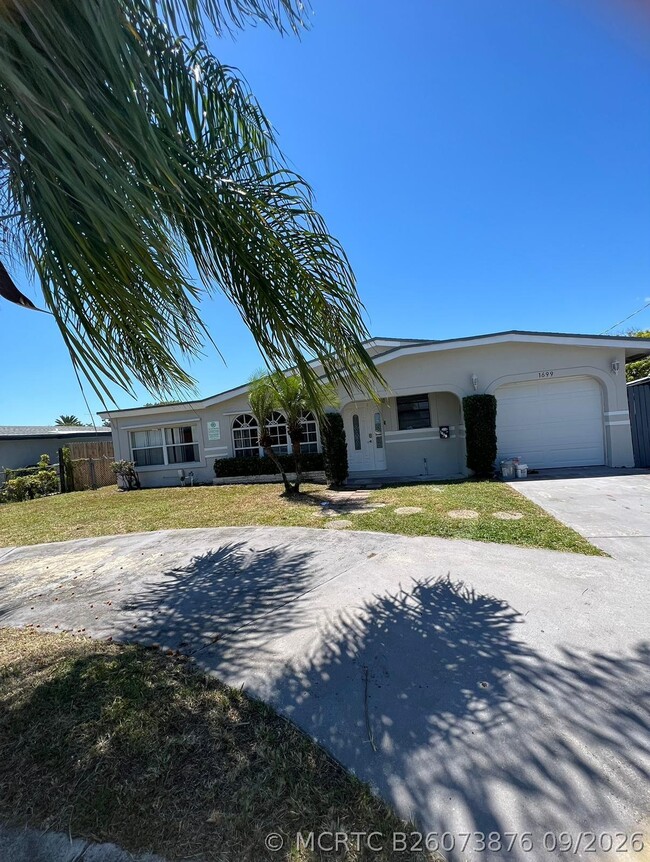 Photo - 1699 NW 7th Terrace