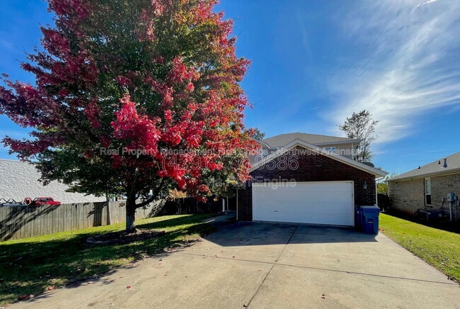 Photo - 3705 SW Hansom Loop