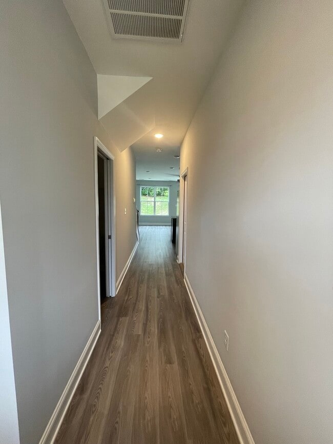 Building Photo - 4835 Moon Lk Ln