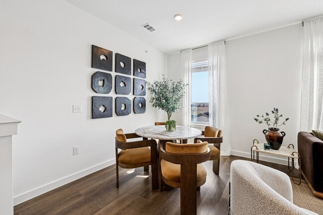 Crestview Townhomes