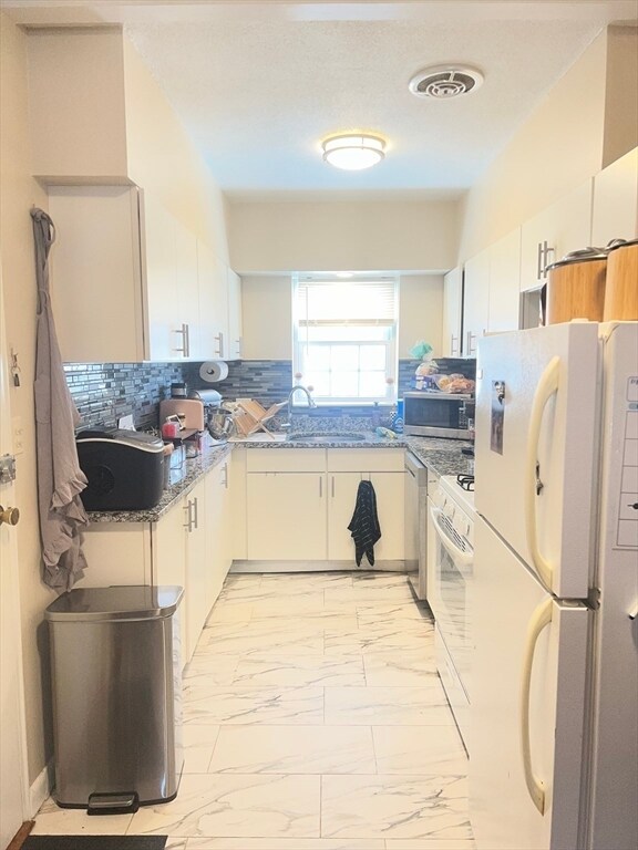 Photo - 169 Lake Shore Rd Unit 2