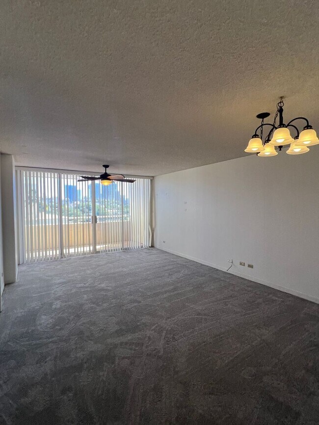 Photo - 2/2/1 on Ward Avenue!  Great location!!