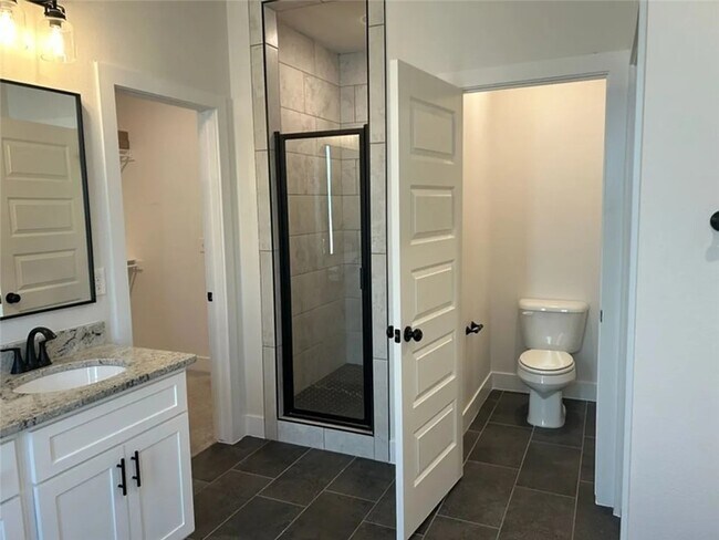 Photo - 1141 Red Maple St