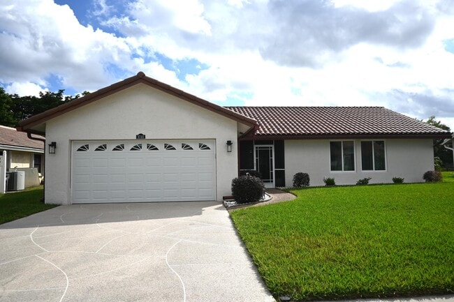 Photo - 9746 Lancaster Pl