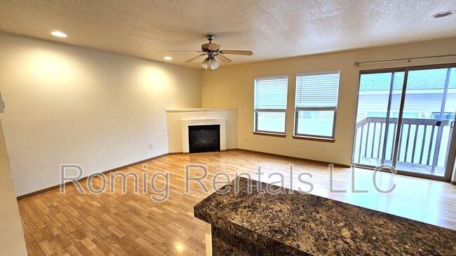 Photo - 8111 NE 36th Ct