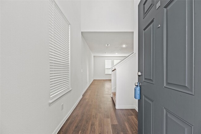 Photo - 7322 Madison Cmns Ln