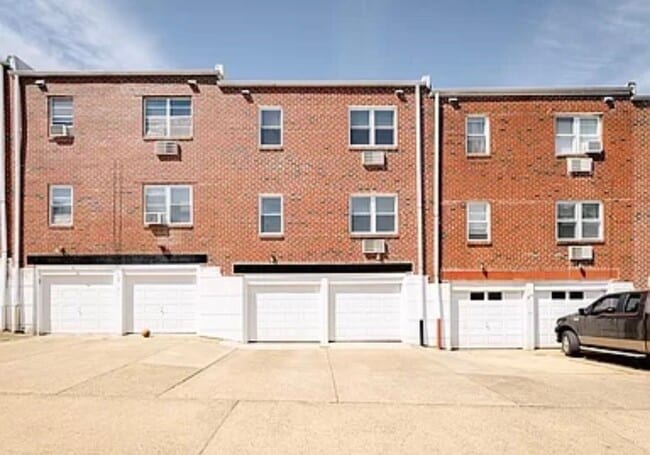 Photo - 3963 Rowena Dr Unit 2nd floor