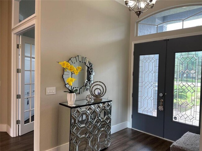 Photo - 2113 Grove Point Ln House