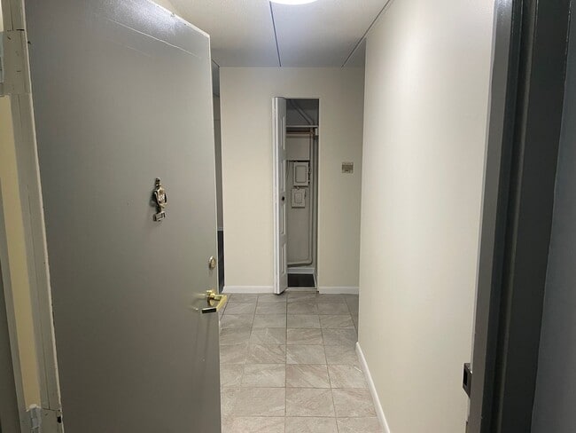 Photo - Suburban 2-bed with private balcony