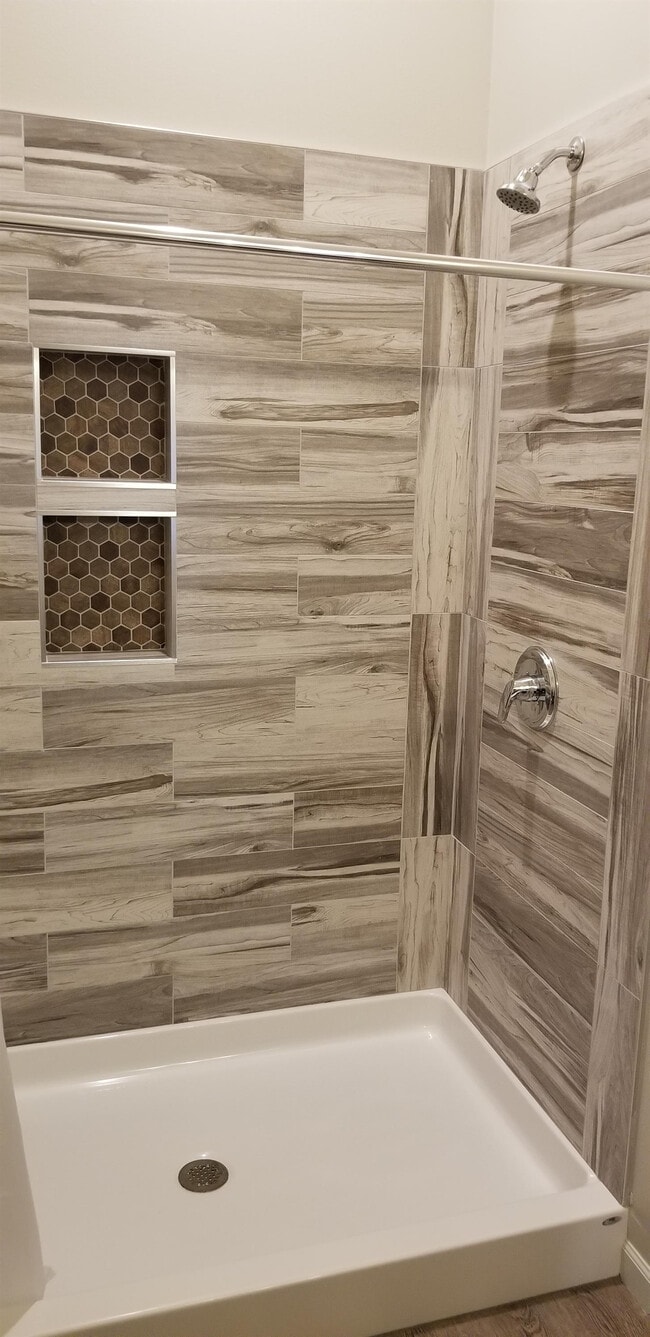 Photo - 460 Washington St