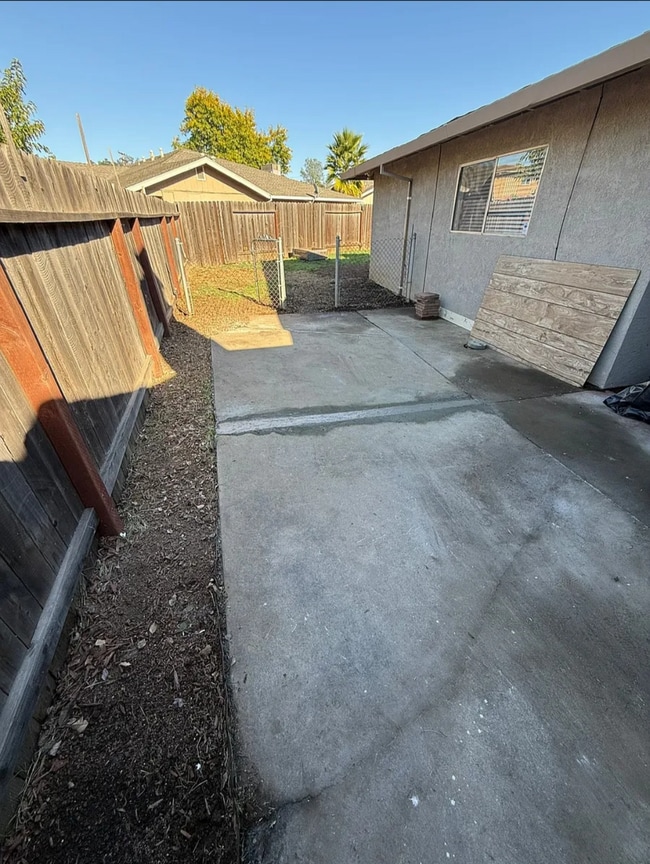 Photo - 9652 Lake Natoma Dr