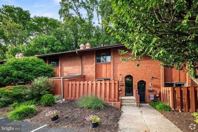 Building Photo - 404 Worthington Dr Rental
