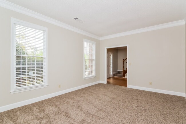 Photo - 1052 Laurel Valley Dr SW